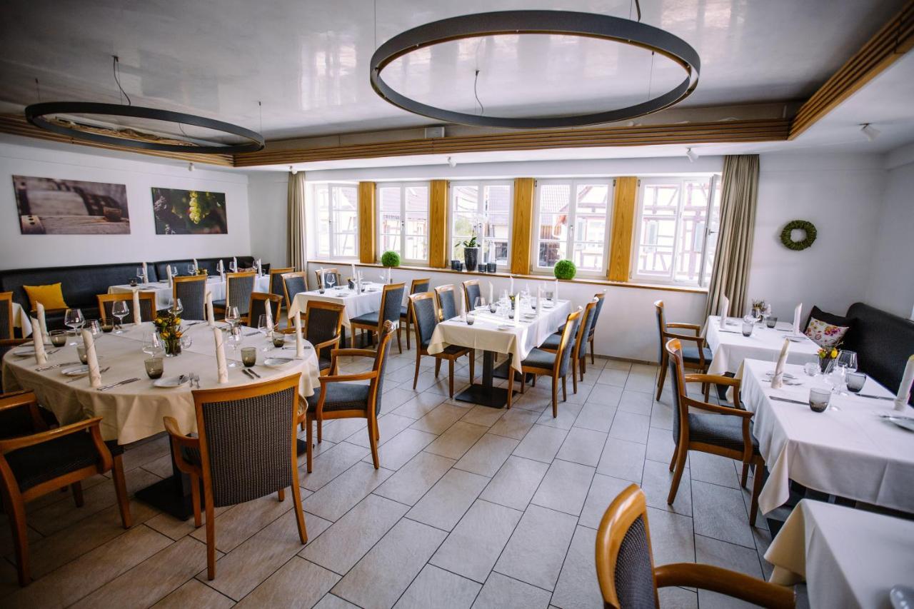 Hotel Restaurant Lamm Rosswag فايهينغن المظهر الخارجي الصورة