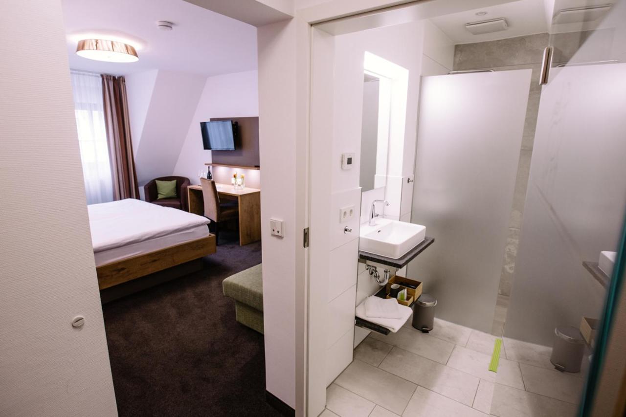 Hotel Restaurant Lamm Rosswag فايهينغن المظهر الخارجي الصورة